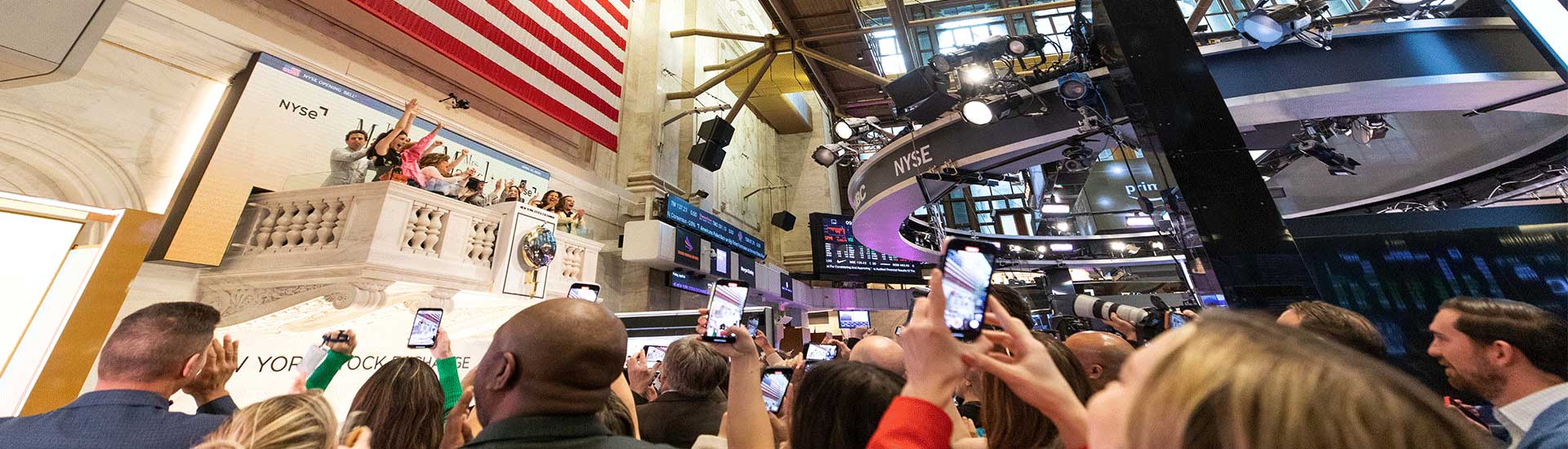 NYSE Trading Floor featuring The Marvelous Mrs. Maisel cast