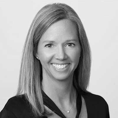 Shari Mager headshot